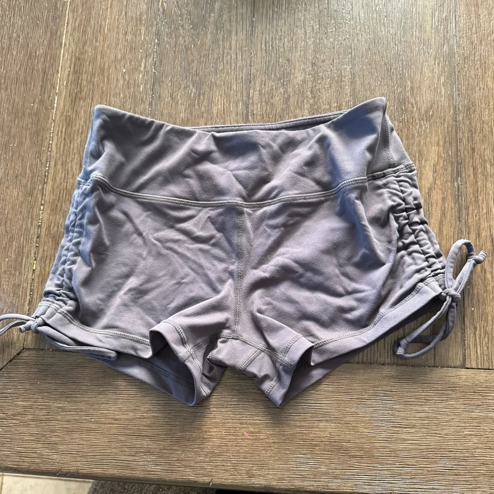 SAVAGE Women's Gray Shorts RUCHED PULL STRING SIZE LARGE